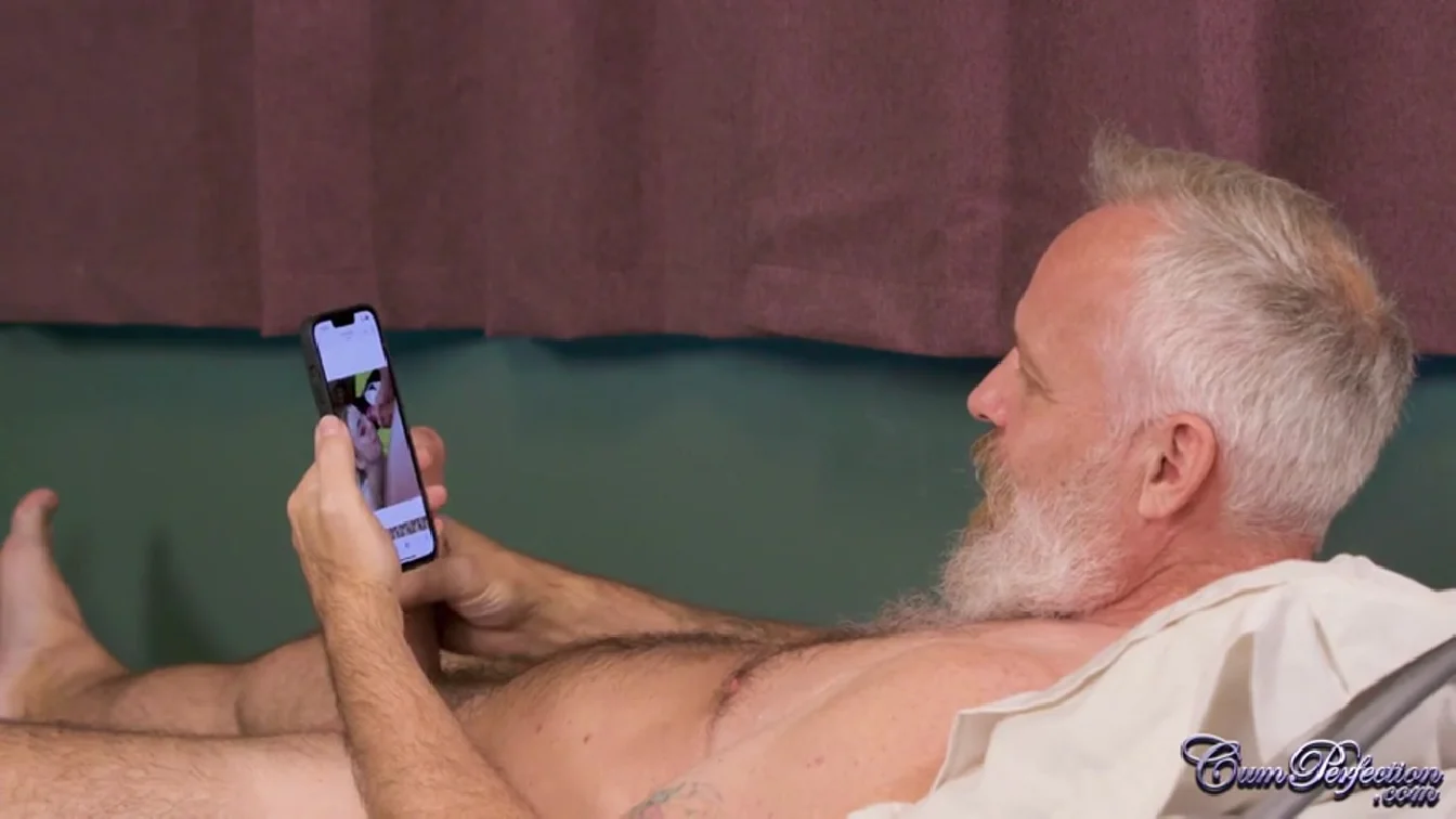 CumPerfection Em Yang Calling In Sick XXX